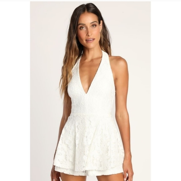 Brand New Lulus white lace romper - Picture 4 of 4